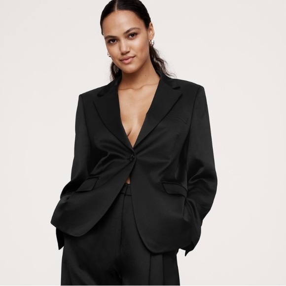 Banana Republic Jackets & Blazers - NWT Banana Republic Slim Italian Satin Black Blazer Size 6 Petite.